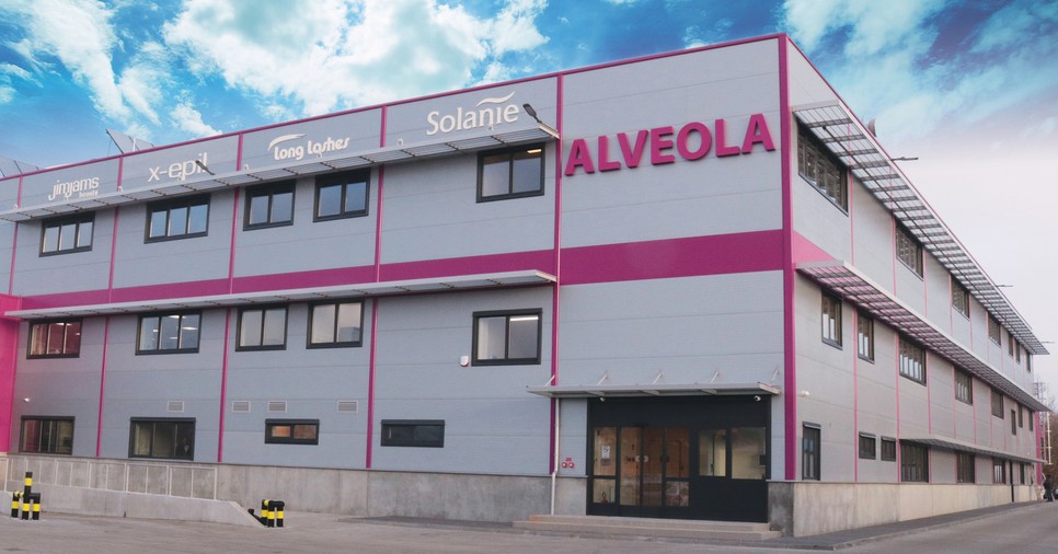 Az Alveola saját gyártóüzeme Dunakeszin