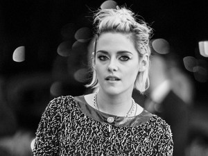 NA NE! Kristen Stewart Palvin Barbi barátnőjével kavar?