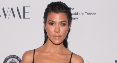 Na jó, Kourtney Kardashian hasizma DÖBBENETES