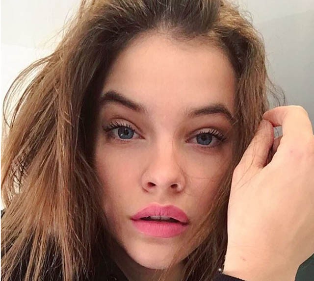 Palvin Barbi szelfije