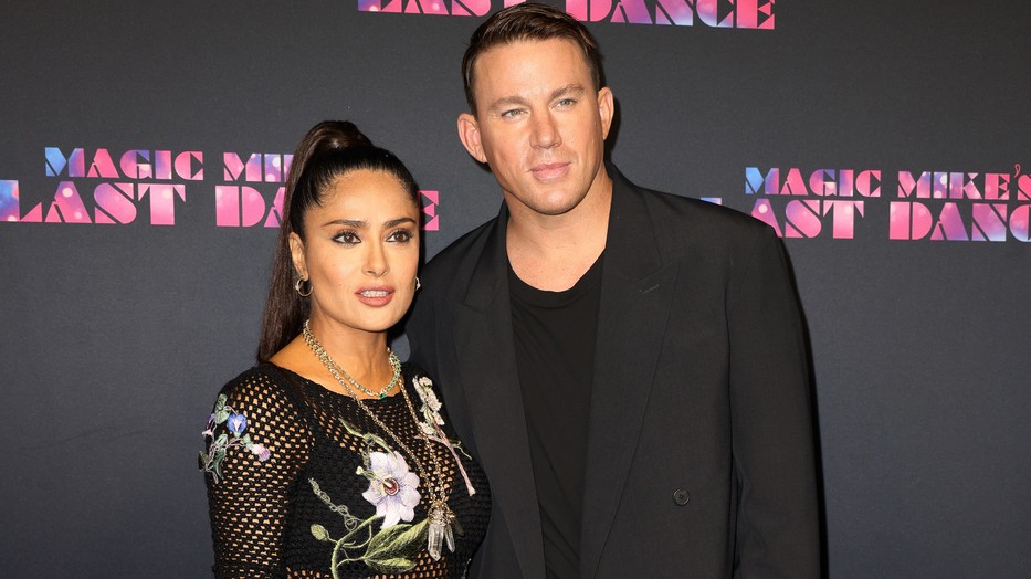 Salma Hayek és Channing Tatum között csak úgy izzik a levegő a Magic Mike utolsó táncában