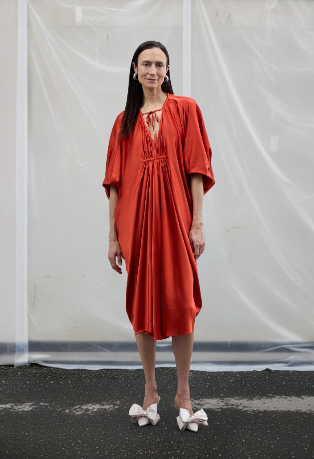 Ruha DIANE VON FURSTENBERG - zalando.hu 84 690 Ft GLAMOUR-napok ideje alatt 20% kedvezménnyel 67752 Ft