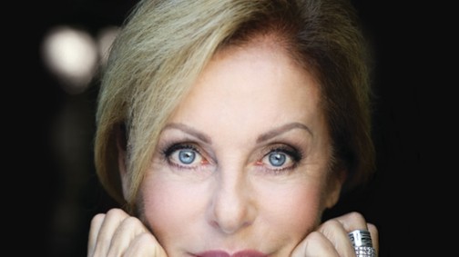 A 68 éves Pataki Ági ismét óriásplakáton szerepel a kiskörúton - ő lett a Helia-D arca