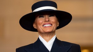 Ha van rajta kalap, azért, ha nincs, akkor azért utáljuk Melania Trumpot?