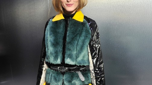 Olivia Palermo hirtelen kiszőkült, de mi ez a kabát?