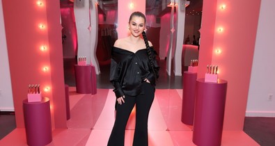 Selena Gomez fürdőruhás fotója vírusként terjed a neten, és nem is ok nélkül