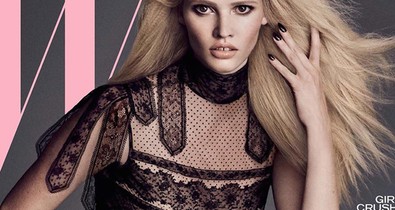 18+ A divatvilág kebelcsodája megint meztelen!