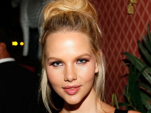 Gyász! 30 évesen elhunyt a gyönyörű modell