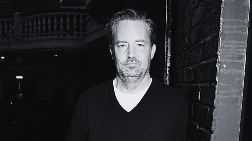 Szívszorító története van a dalnak, ami Matthew Perry temetése alatt szólt