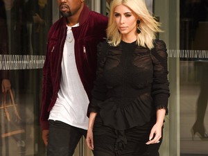 Kim Kardashian már feladta, hogy előnyös ruhát találjon