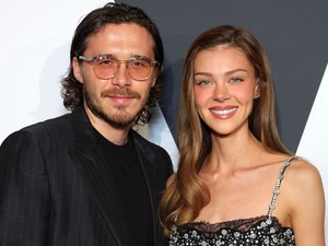 Nicola Peltz Beckham pucérfelsőben villantott melltartót, mégis árad belőle a kifinomultság