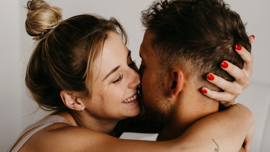 Hát héttel a szülés után már összebújhatsz a pároddal, de az is rendben van, ha hat hónapra van szüksége a testednek