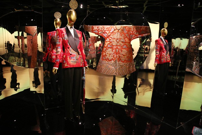 Ez lett volna az ihletforrás, hagyományos kínai viselet a MET kiállításán