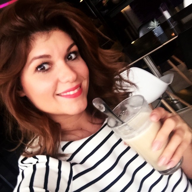 Nika tovább rohangál