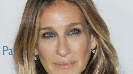Sarah Jessica Parker isteni bársonyruhában