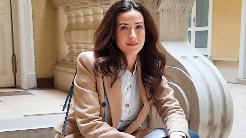 Janicsák Veca ma megmutatta, melyik az igazi jolly joker darab a gardróbjában