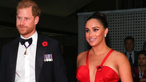 Meghan Markle paprikapiros lookja az ősz sztárja lesz