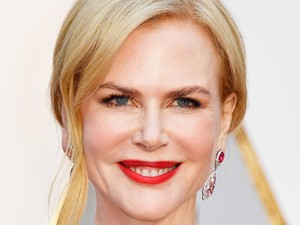 Nicole Kidman újra 20 évesnek tűnik ettől a szuper frizurától
