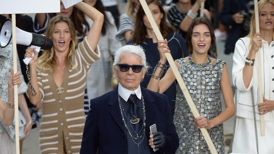 Karl Lagerfeld csodálatos világa: A 10 legemlékezetesebb Chanel bemutató