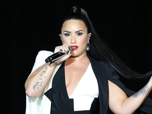 Gyönyörű szelfit posztolt a tragédia előtt Demi Lovato