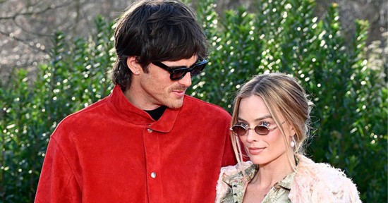 8 fotó Margot Robbie és Jacob Elordi párosáról, ami bizonyítja, hogy a való életben is tombol közöttük a kémia