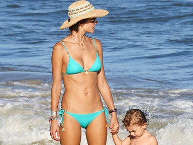 Alessandra Ambrosio nem hiába fehérneműs istennő