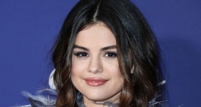Kapkodjuk a levegőt: Selena Gomez alaposan beterpesztett