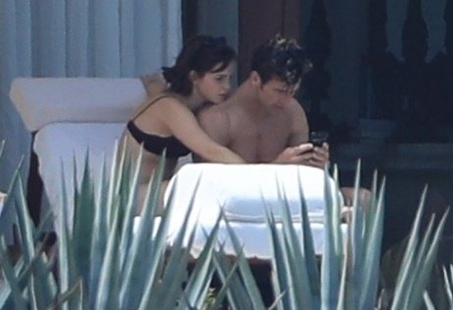 Emma Watson és Brendan Wallace romantikázni