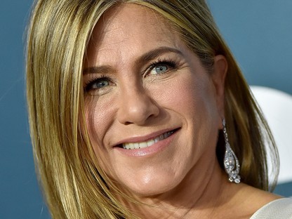 Jennifer Aniston összetört szívvel vette tudomásul George Floyd halálát, most 1 millió dollárt adományozott