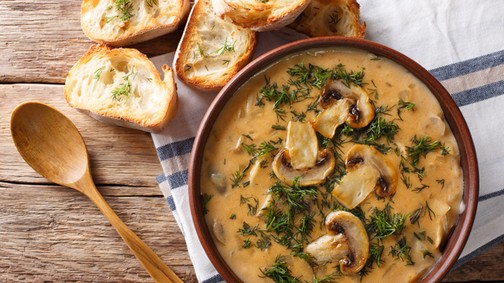 Melegedj át ezzel az isteni gombakrémlevessel!