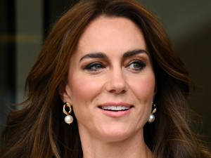 Katalin hercegné új hajszínre váltott, és valami álomszép ezzel a frizurával
