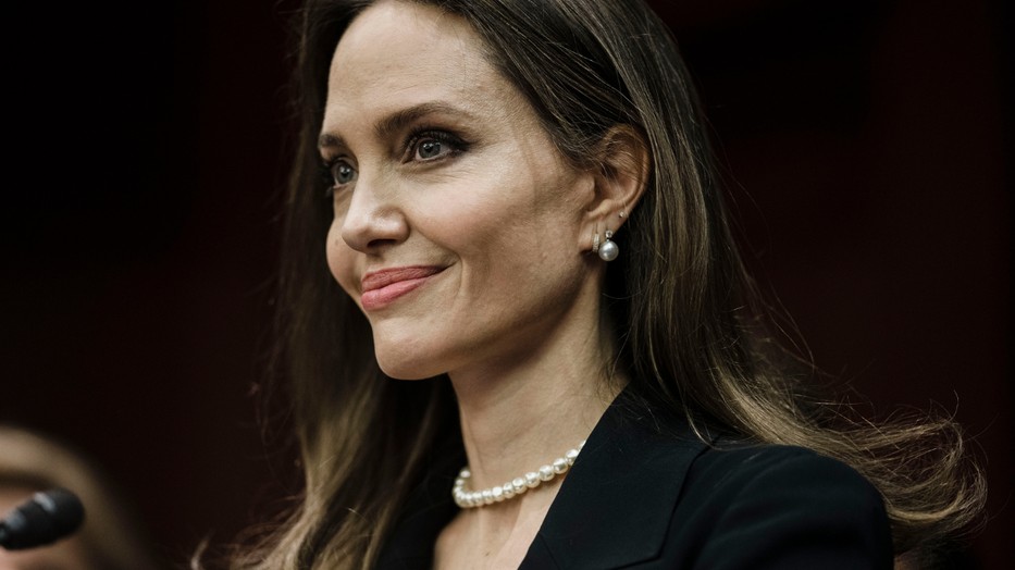 Te tudod, hogy Angelina Jolie apukája?
