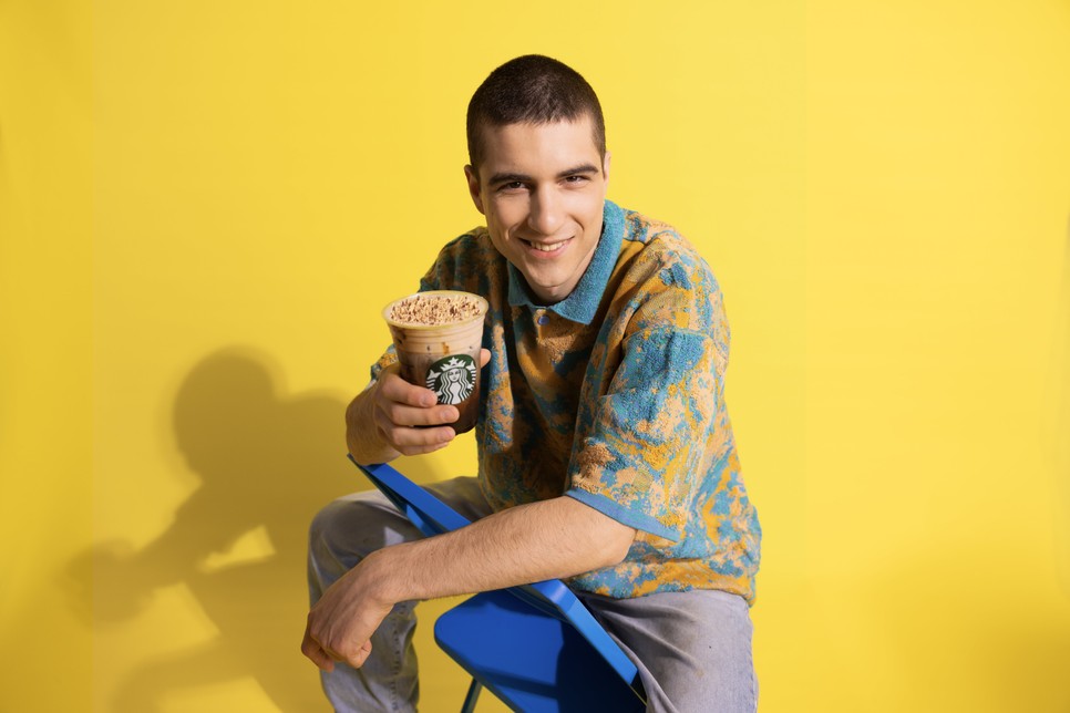 A csokikedvelőket is finom italok várják a Starbucks kávézókban, például a Chocolate Cream Cold Brew