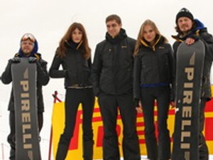 Topmodellek, Formula-1 és trendi ruhák