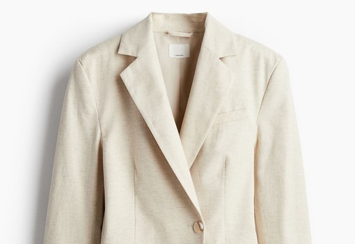 Dua Lipa rég elfeledett ruhadarabot hozott vissza: igen, ez komoly!