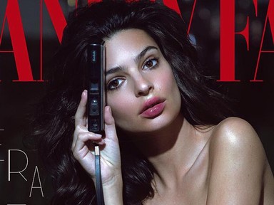 Meresztheted a szemed! Emily Ratajkowski megint ledobta a ruháit