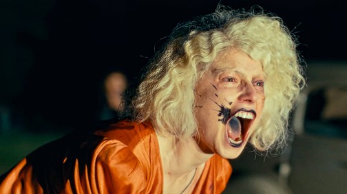 Maggie Gyllenhaal filmje, A menyasszony! egy testhorrorba ágyazott feminista kiáltvány lett