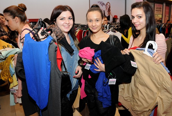 Egymillió forint gyűlt össze a Gardóbfrissítésen