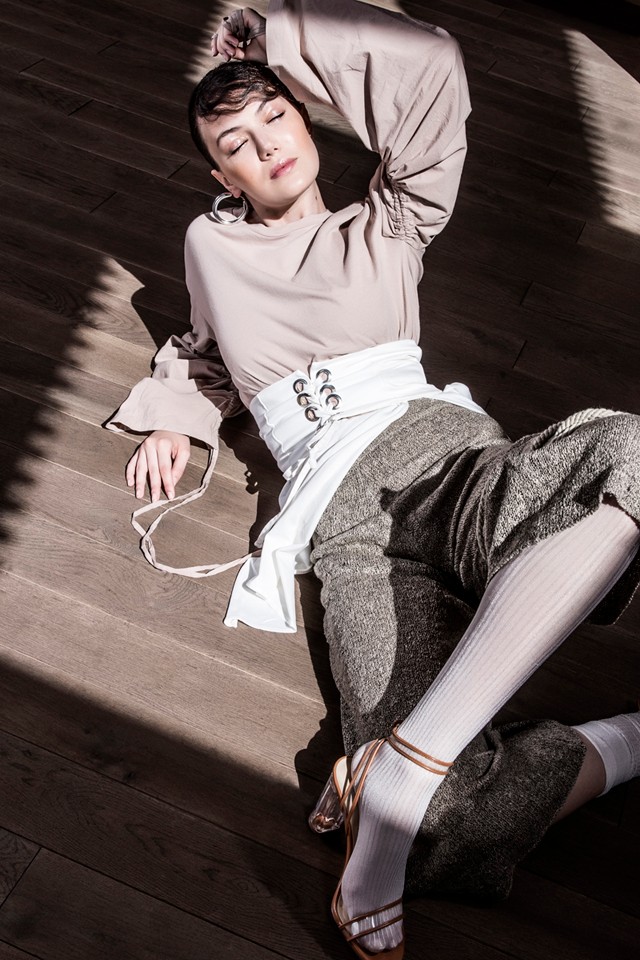 Exkluzív divatanyaggal dobjuk fel a napod!