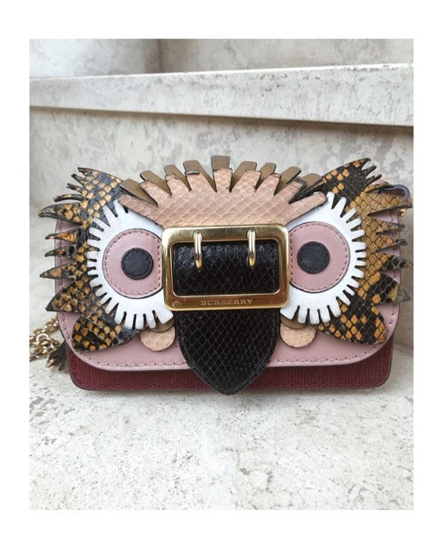 Andy Nanushka ruháját egy szuper aranyos részlet teszi igazán különlegessé!