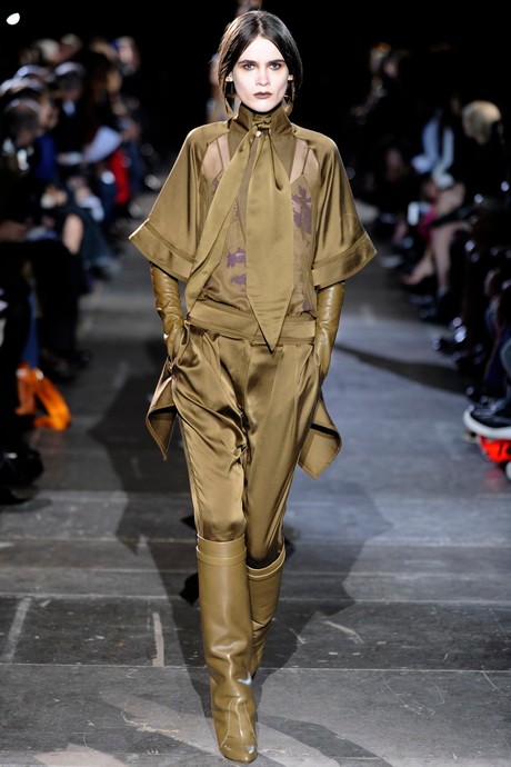 Nagy Réka a Givenchy show-ján, Fotó: Fairchild Archive