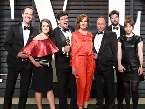 Az Oscar partiján is csodás magyar ruhában Szamosi Zsófia