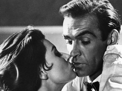 Gyász! Meghalt az első Bond-lány