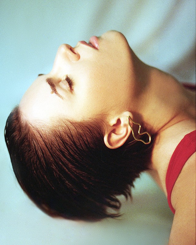 Mayer Fanni új dala összegzi minden érzésünket a karanténban