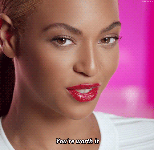 Most nem Beyoncé fenekével, hanem pattanásos arcával foglalkozik a világ