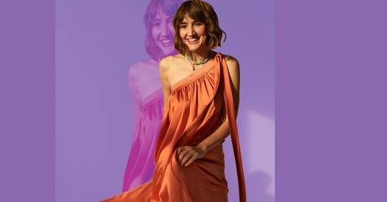 „Mi, nők ahelyett, hogy rivalizálnánk, fogjuk meg egymás kezét” - interjú a GLAMOUR Women of the Year Az év énekesnője díj nyertesével, Lábas Vikivel