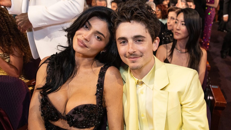 glamour timothe chalamet kylie jenner