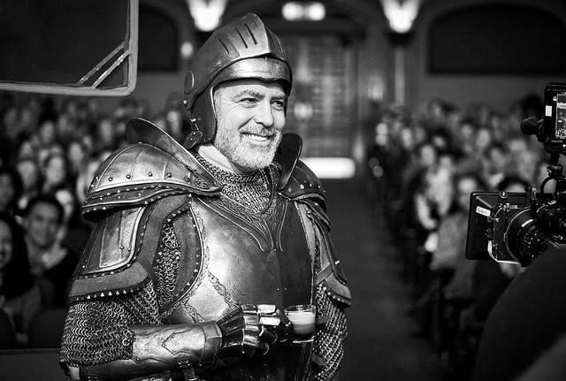 George Clooney talpig páncélban tér vissza a képernyőre a legújabb Nespresso kampányban