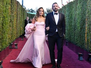 Mi történik? Jennifer Lopez és Ben Affleck között csak úgy izzott a levegő a vörös szőnyegen