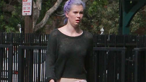 Szakításhoz lila haj?